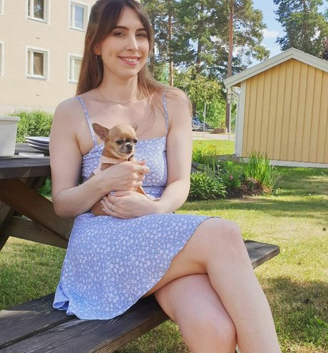 Armorra actress pics