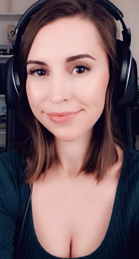 Armorra actress photos