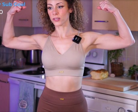 itsmisscurly model hd photos