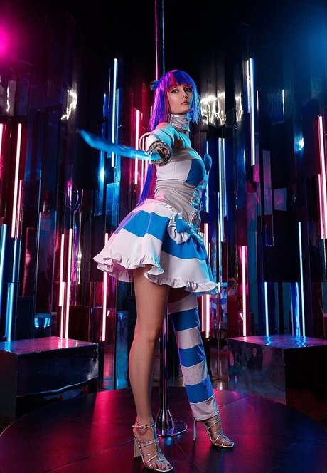 alice01cosplay exclusive model image