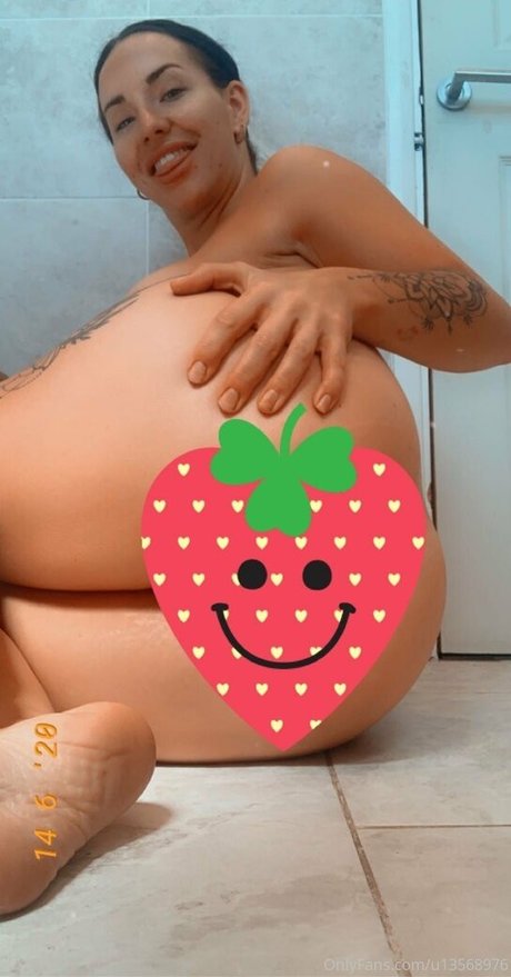 muscle girls onlyfans exclusive images