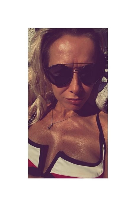 loveislove01 pornstar nude photos