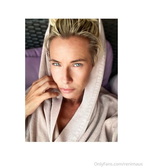 loveislove01 exclusive pornstar image