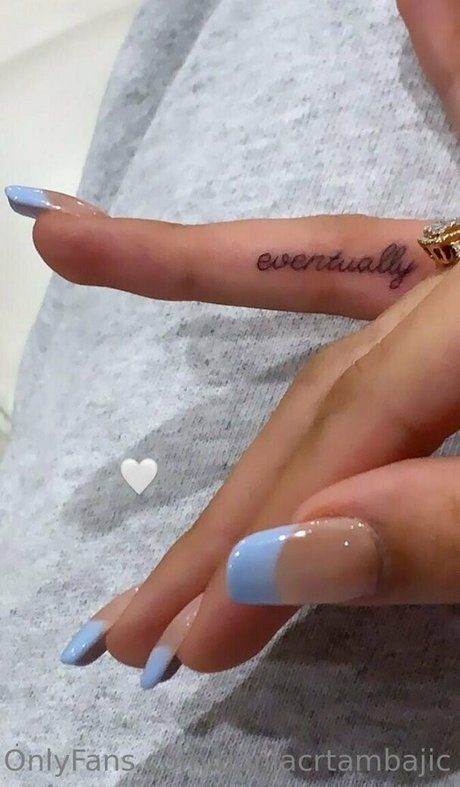 yourstepsis69x art model pic