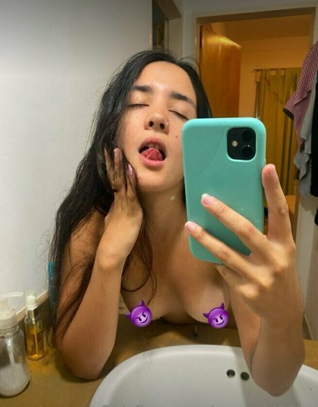 emmabl00m Quick photo