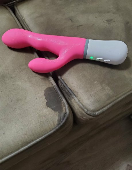 prettylittlecurls model free image