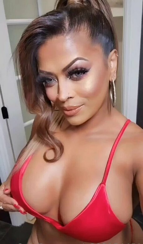 Fashionbabetumpa model beautiful photo