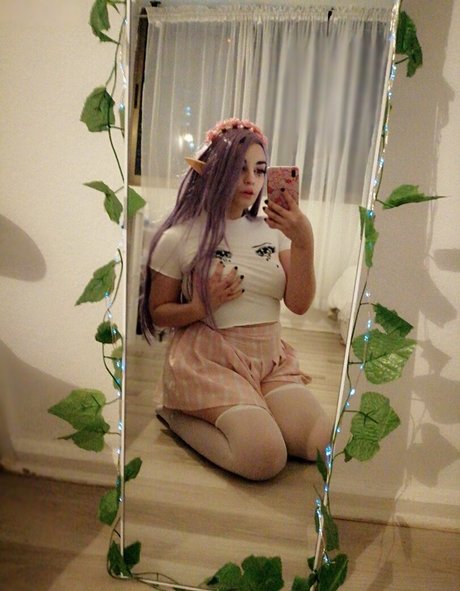 allein grrrl high quality actress archive