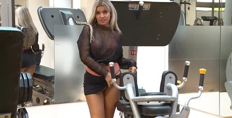 Erica Vieira nice model photo