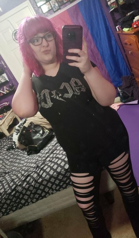 sweetshysexy7 best model pic