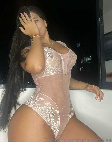 anagandicaa pornographic model picture