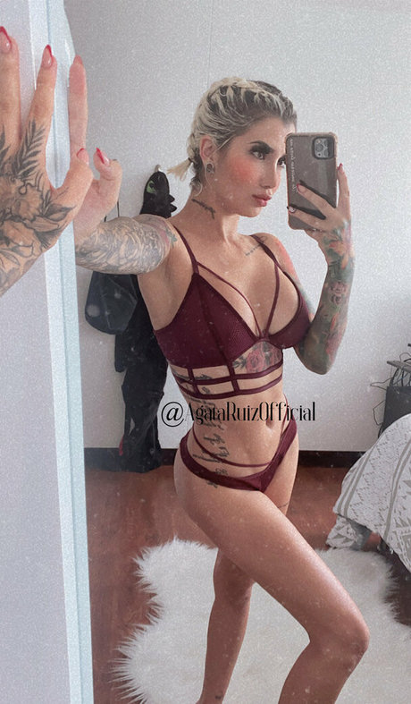 agataruizofficial model pretty gallery