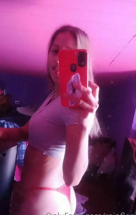 redbunniee naked actress img