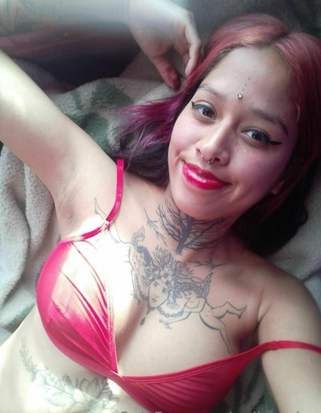 redbunniee star nudes pictures