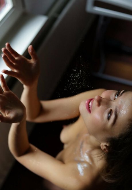 alinashine perfect star pic