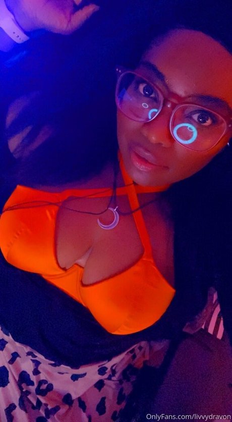 ohlivvynoir xxx actress archive