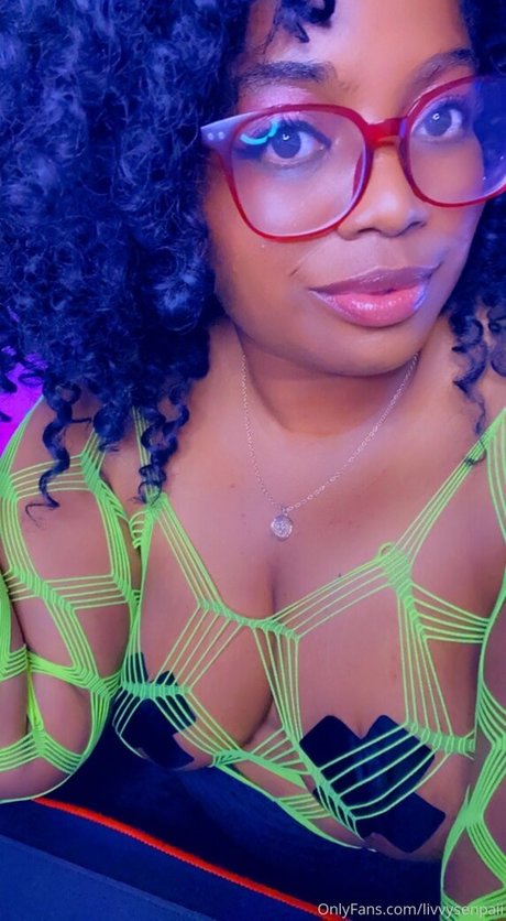 ohlivvynoir beautiful star pic