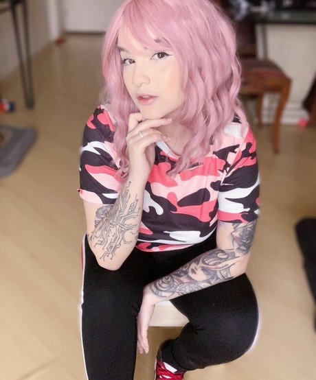 Riyuuka pornstar adult images