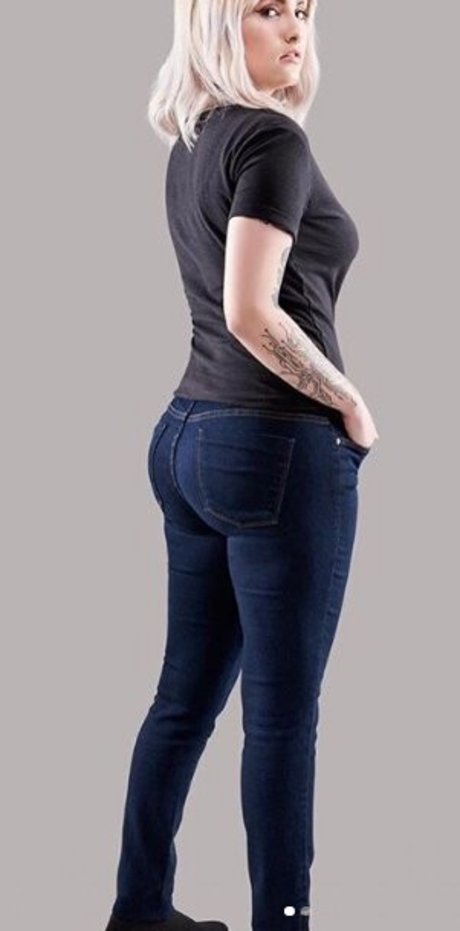 Riyuuka porn star pictures