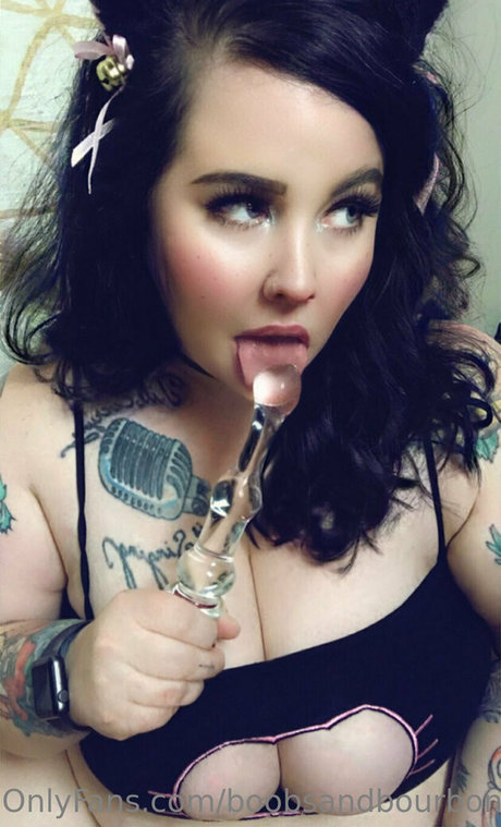 boobsandbourbonfree xxx star pic