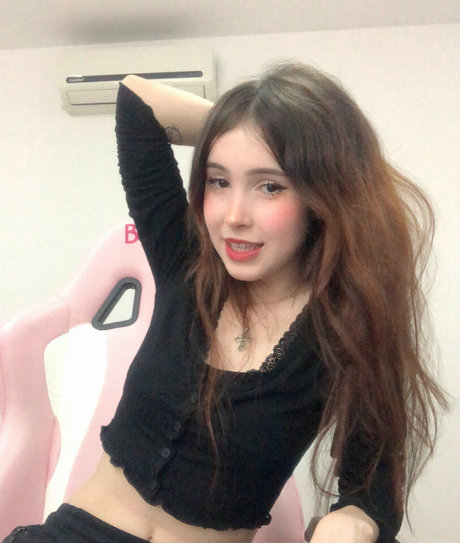 kalimaraa model free img