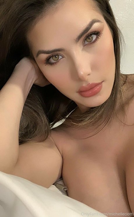 michelleciotti model exclusive photo