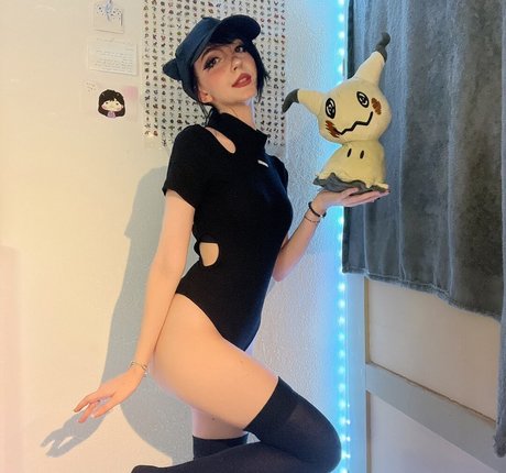 teen lesbian onlyfans hd images