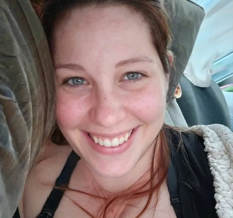 RedheadAnne exclusive model pic