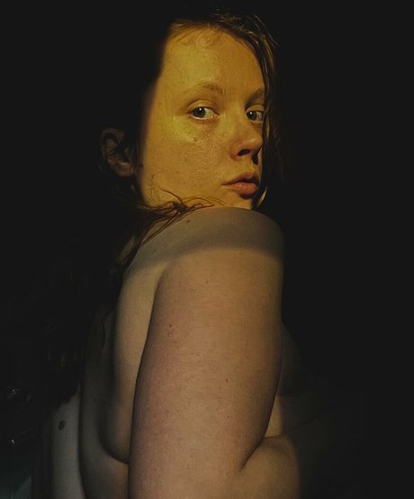 Ivie Walker nude actress pic