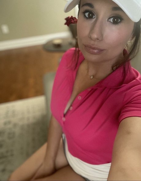 mature solo onlyfans pretty pic