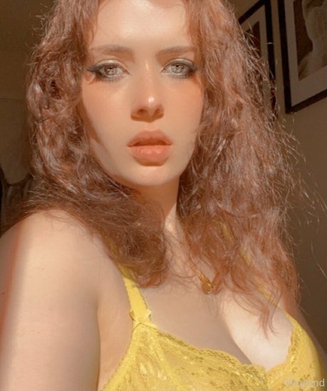 kittylynd naked pornstar photo