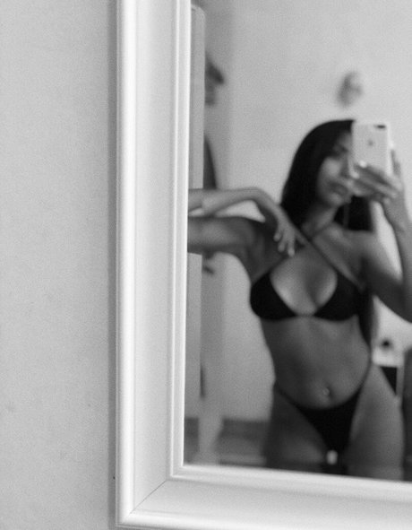 ninalatinaaa Quick photo