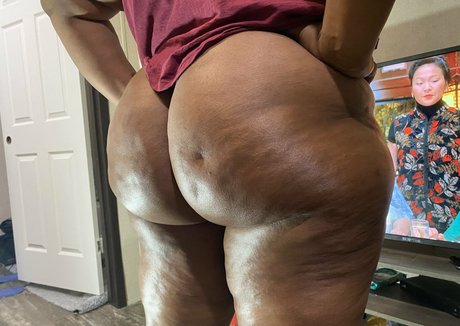 lasvegasbootyqueen nudes model pic