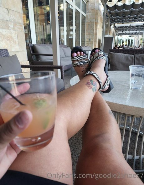 goodie2shoes7 naked pornstar pics