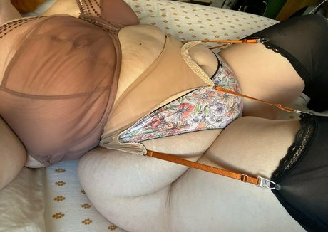 bbwfrogprincess high quality actress images