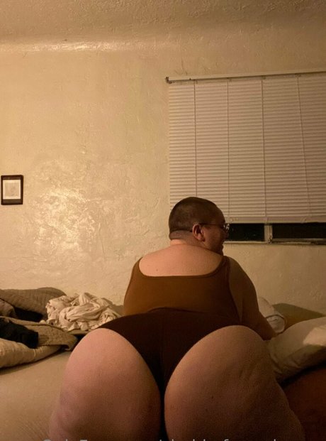 bbwfrogprincess model pic