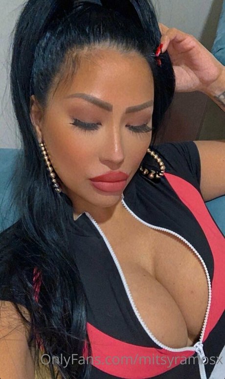 mitsyramosx model xxx photos