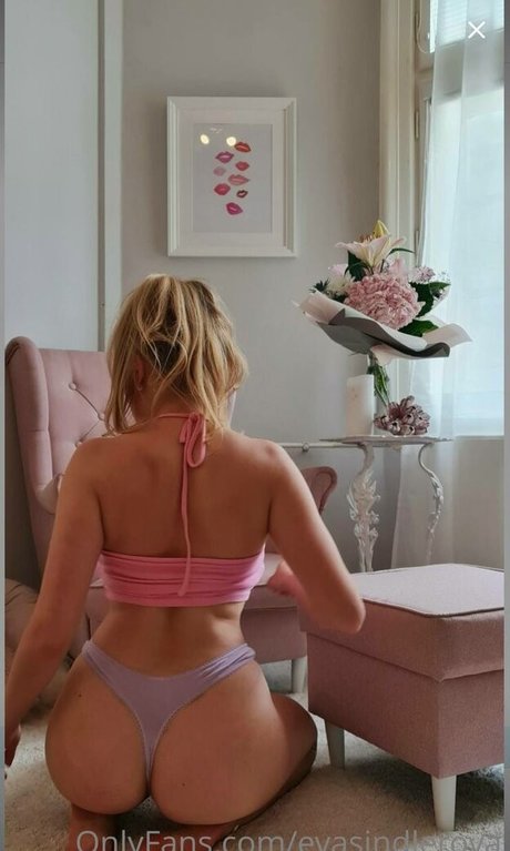 evasindlerova pornstar exclusive img