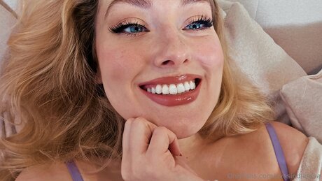 skinny babe onlyfans free naked images