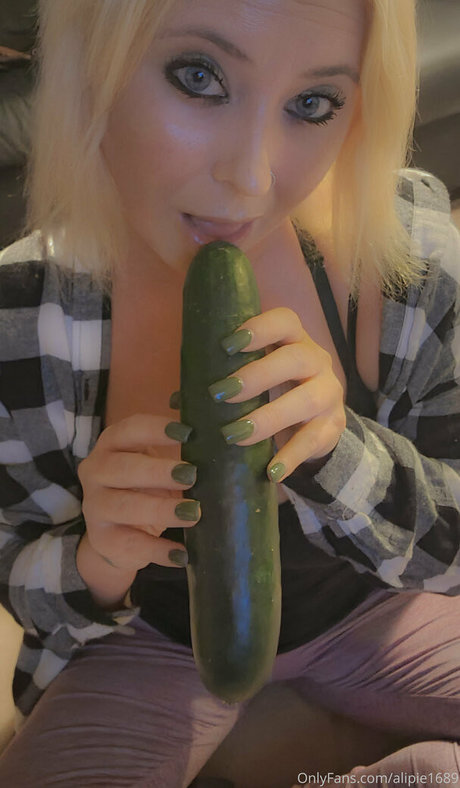 alipie1689 beautiful actress pictures