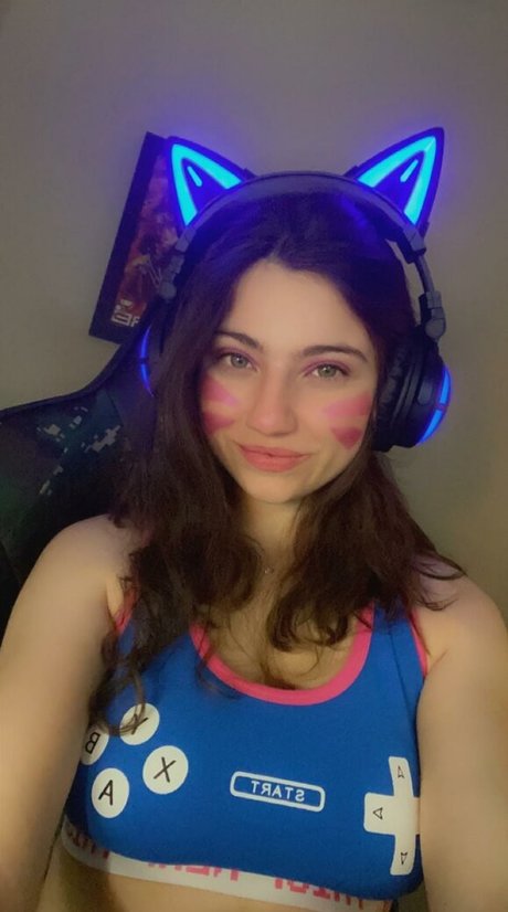 Lilac Love hd star pic