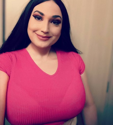 ThighHiBby nude pornstar images