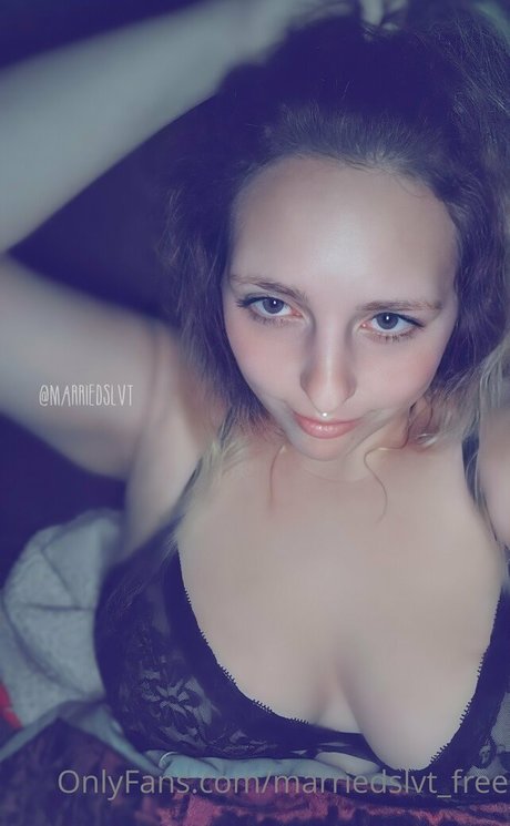 marriedslvtfree star exclusive pics