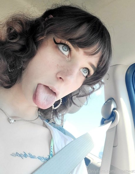 angeltwat art actress pic