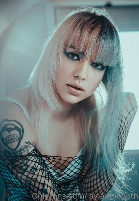 laylaemogoth star erotic photos