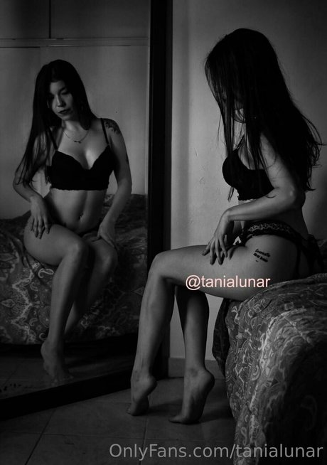 tanialunar star free pics