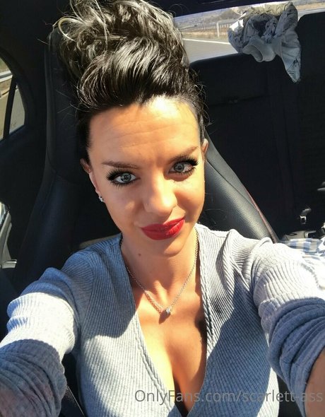 scarlett ass pornographic model pics