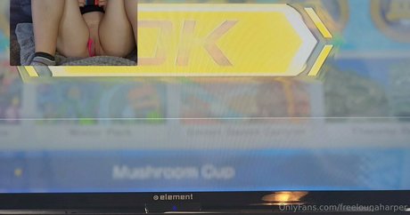 freelounaharper star porn gallery