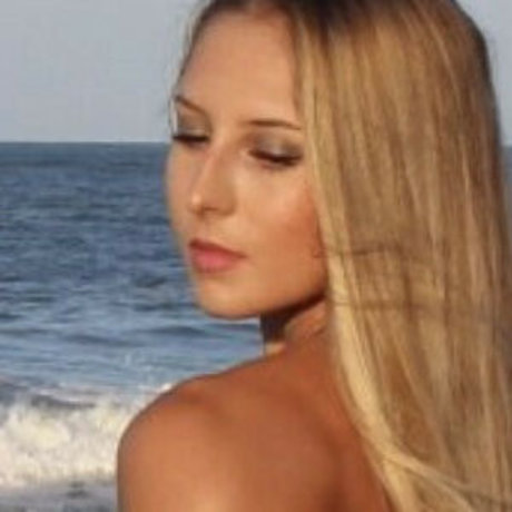 Kelly Young star art image