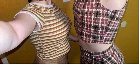 Lilac Lullaby model xxx pic